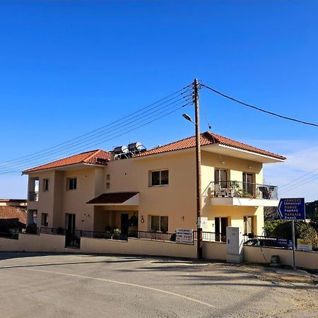 Lazaros Pissouri Apartments Extérieur photo